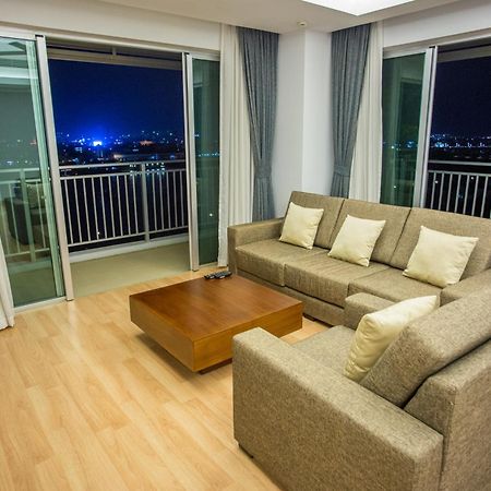 Bellevue Serviced Apartments Phnom Penh Exteriör bild