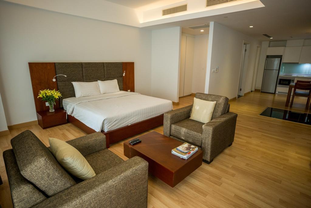 Bellevue Serviced Apartments Phnom Penh Exteriör bild