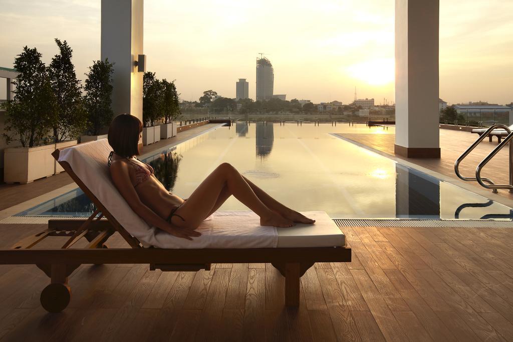 Bellevue Serviced Apartments Phnom Penh Exteriör bild