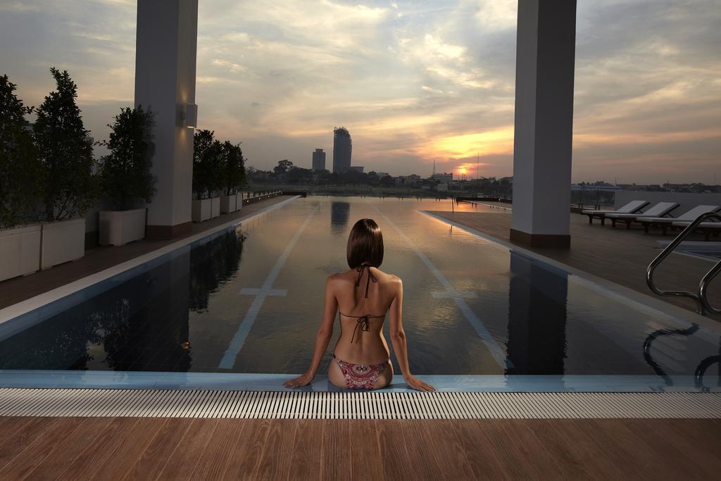Bellevue Serviced Apartments Phnom Penh Exteriör bild
