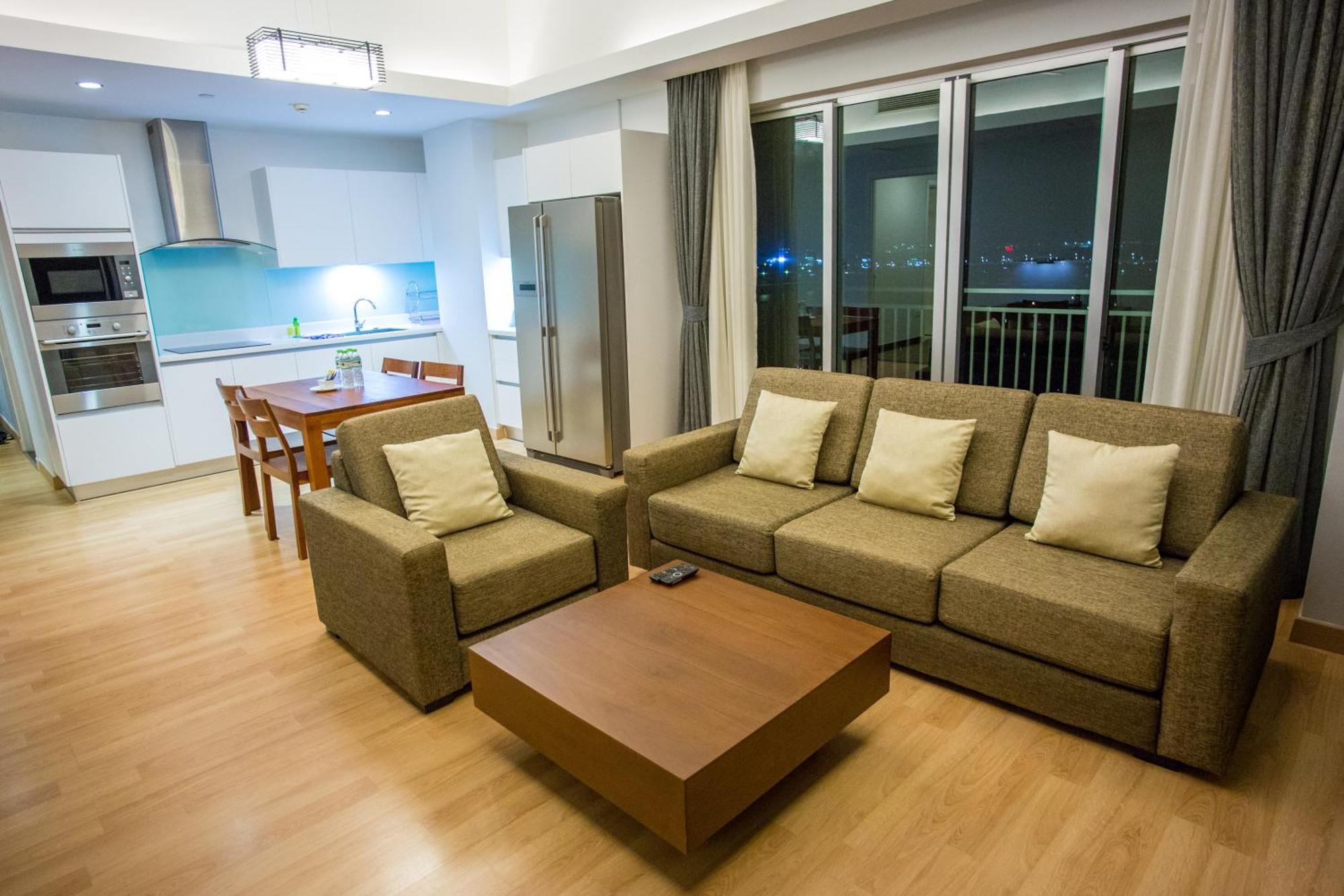 Bellevue Serviced Apartments Phnom Penh Exteriör bild