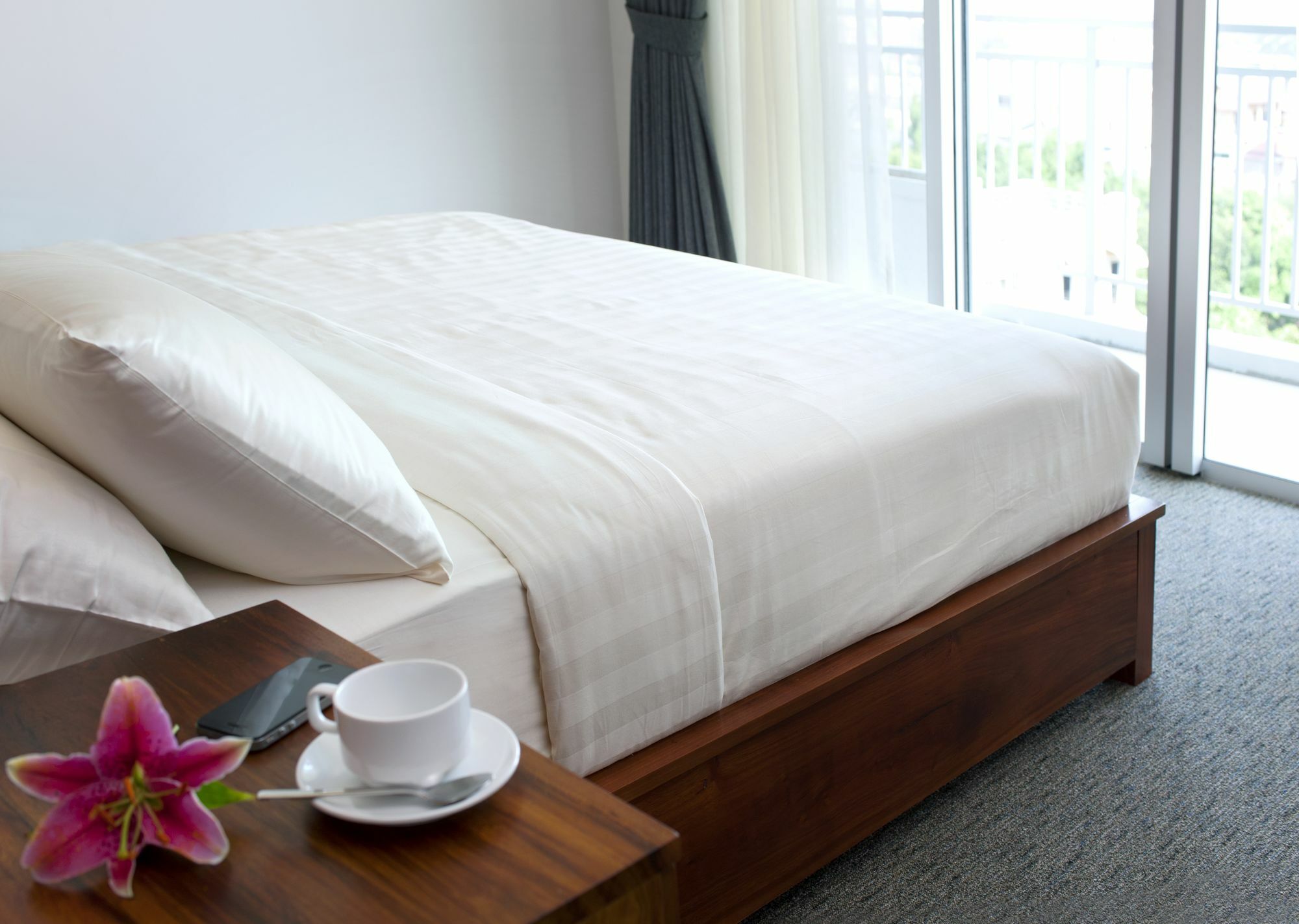 Bellevue Serviced Apartments Phnom Penh Exteriör bild