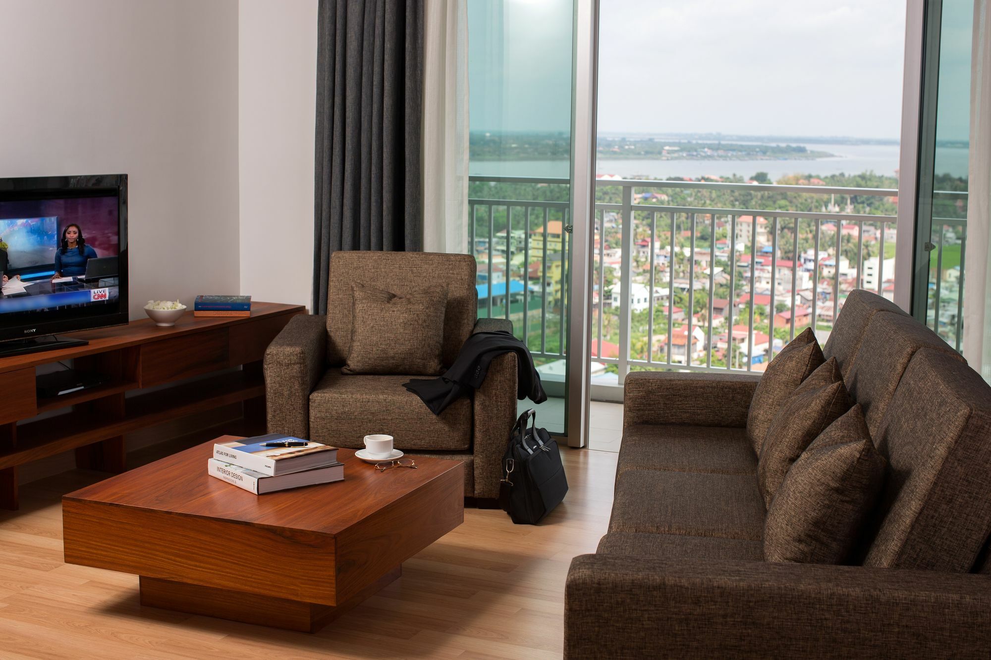 Bellevue Serviced Apartments Phnom Penh Exteriör bild